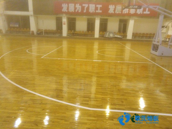 學(xué)校籃球運(yùn)動木地板施工流程