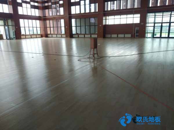 哪有體育運(yùn)動地板廠家報(bào)價(jià)
