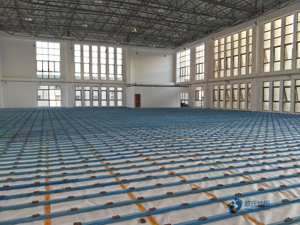 定做運(yùn)動(dòng)體育地板品牌哪個(gè)好3